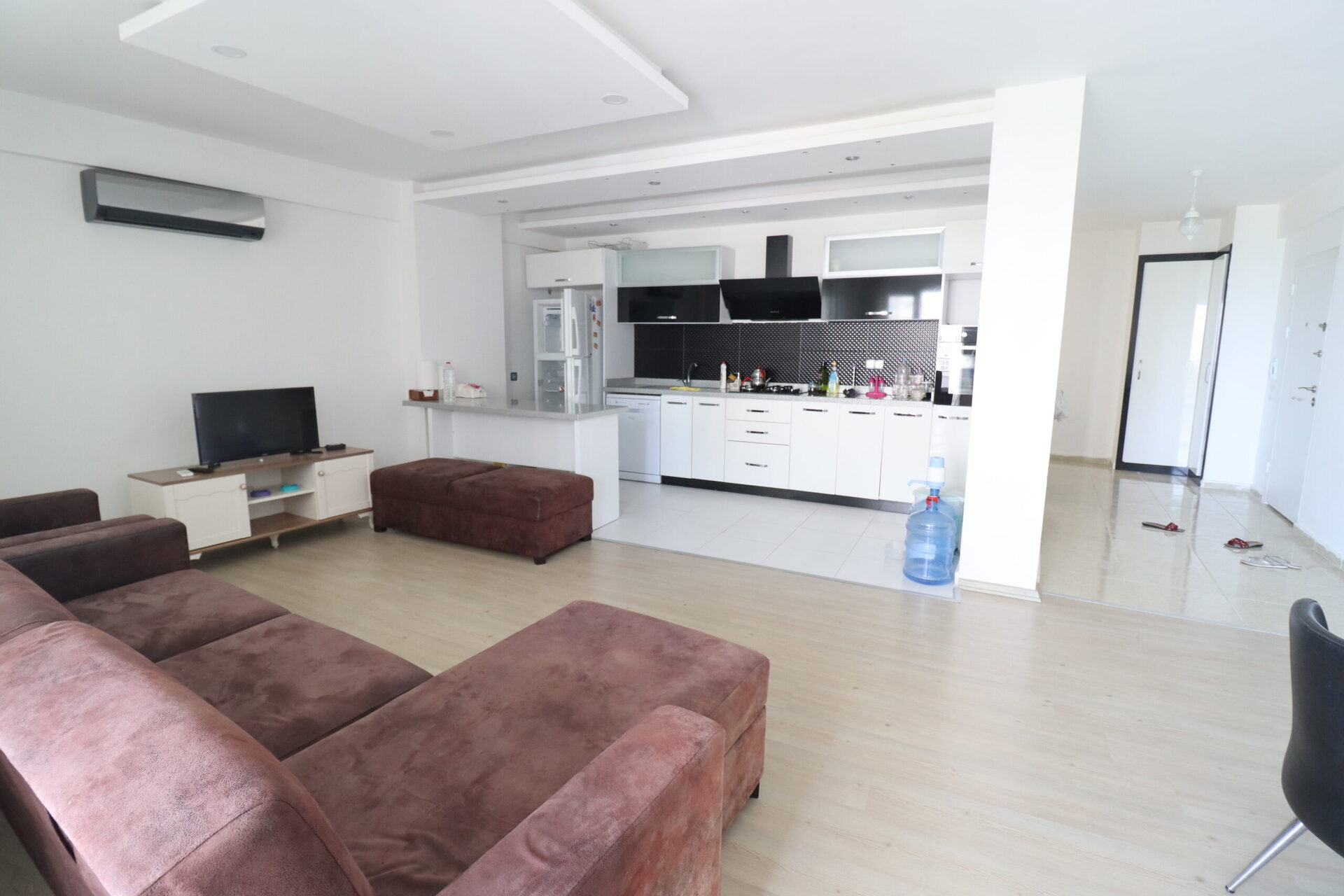 Mersin Çeşmeli Nira Holiday 2+1 Eşyalı Kiralık Yazlık Daire Vip Emlak