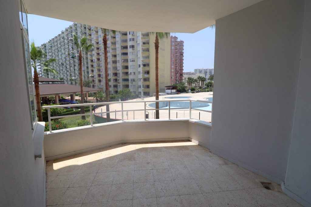 Tömük Ziya Erden Tatil Köyü  Satılık 2+1 Daire