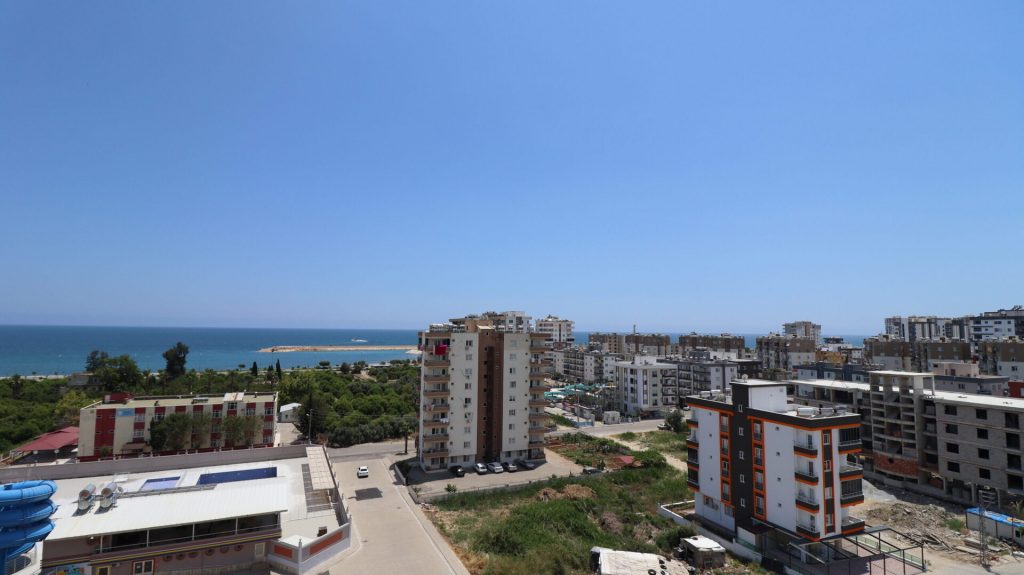 Erdemli Alata Mahallesi Deniz Manzaralı Satılık 4+1 Daire