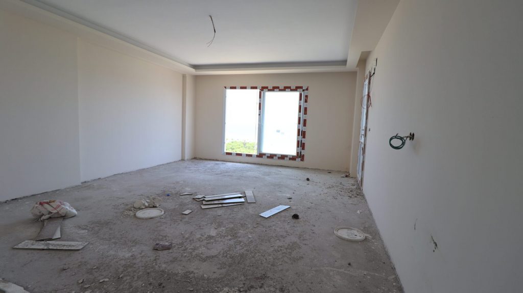Erdemli Alata Mahallesi Deniz Manzaralı Satılık 4+1 Daire