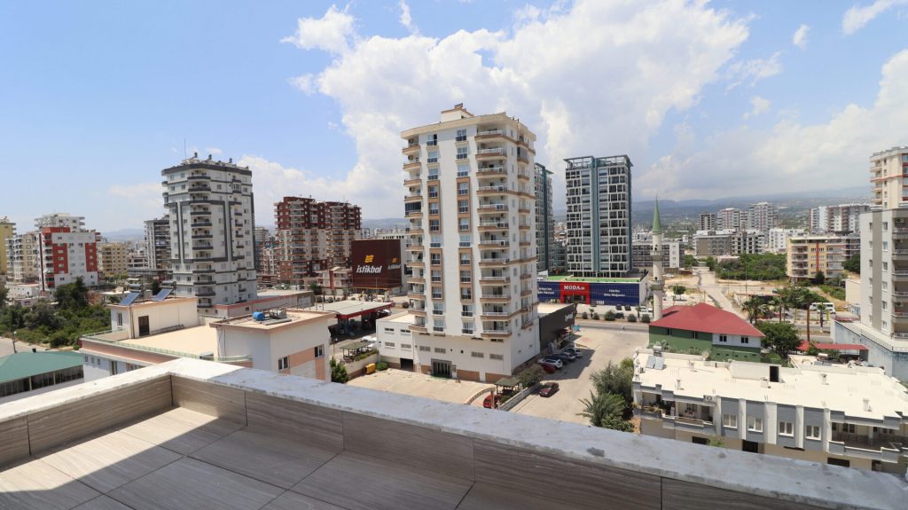 Erdemli Alata Mahallesi Deniz Manzaralı Satılık 4+1 Daire