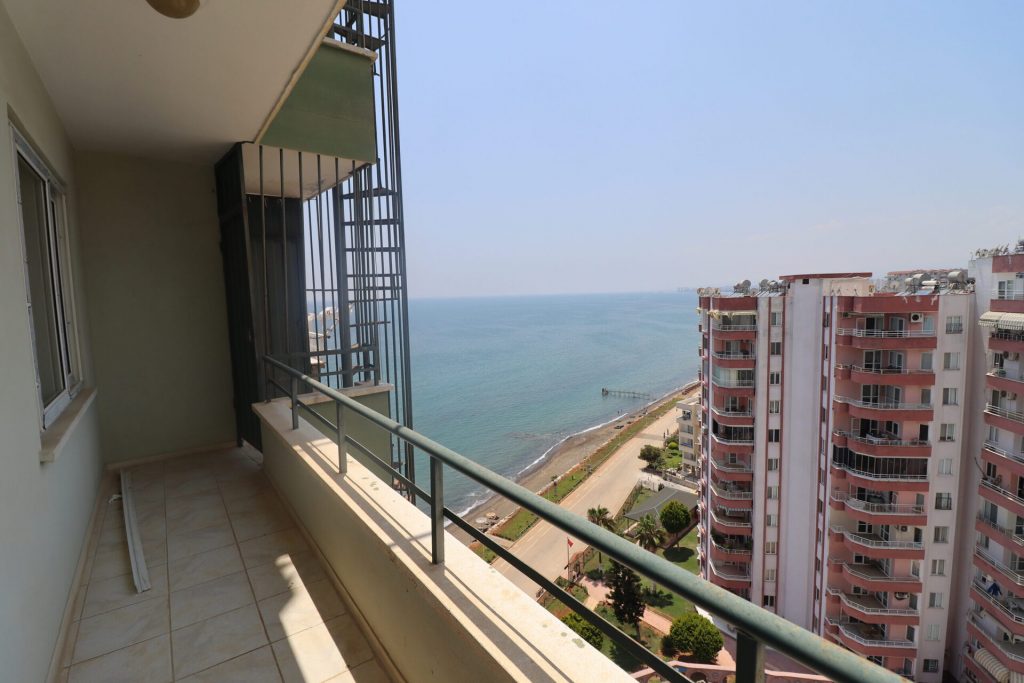 Mersin Erdemli Tömük Ziya Erden Sitesi 3+1 Satılık Köşe Daire
