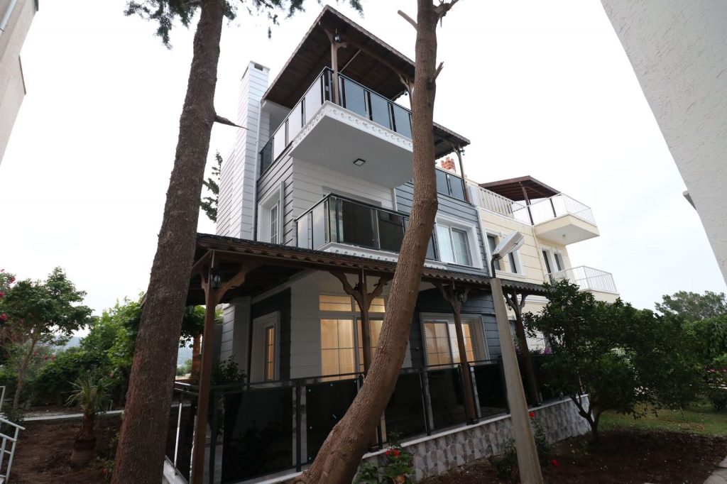 Mersin Silifke Narlıkuyu Nazar Villaları Satılık 4+1 Deniz Manzaralı Lüks Villa