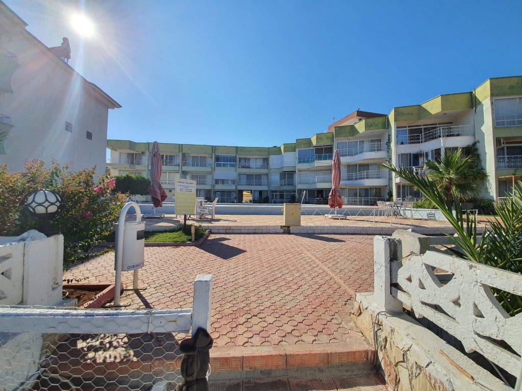 Mersin Erdemli Kocahasanlı Gür Tur Sitesi Eşyalı Satılık 2+1 Daire