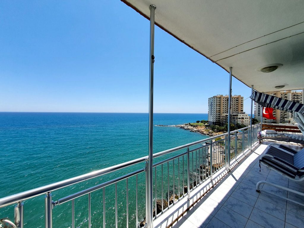 Mersin Ayaş Burçlar Sitesi Satılık Denize Sıfır 3+1 Yazlık Daire