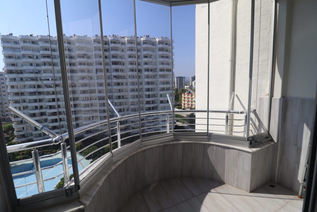 Mersin Erdemli Arpaçbahşiş Güneş 3 Sitesi Eşyalı satılık 2+1 Denize Sıfır Daire