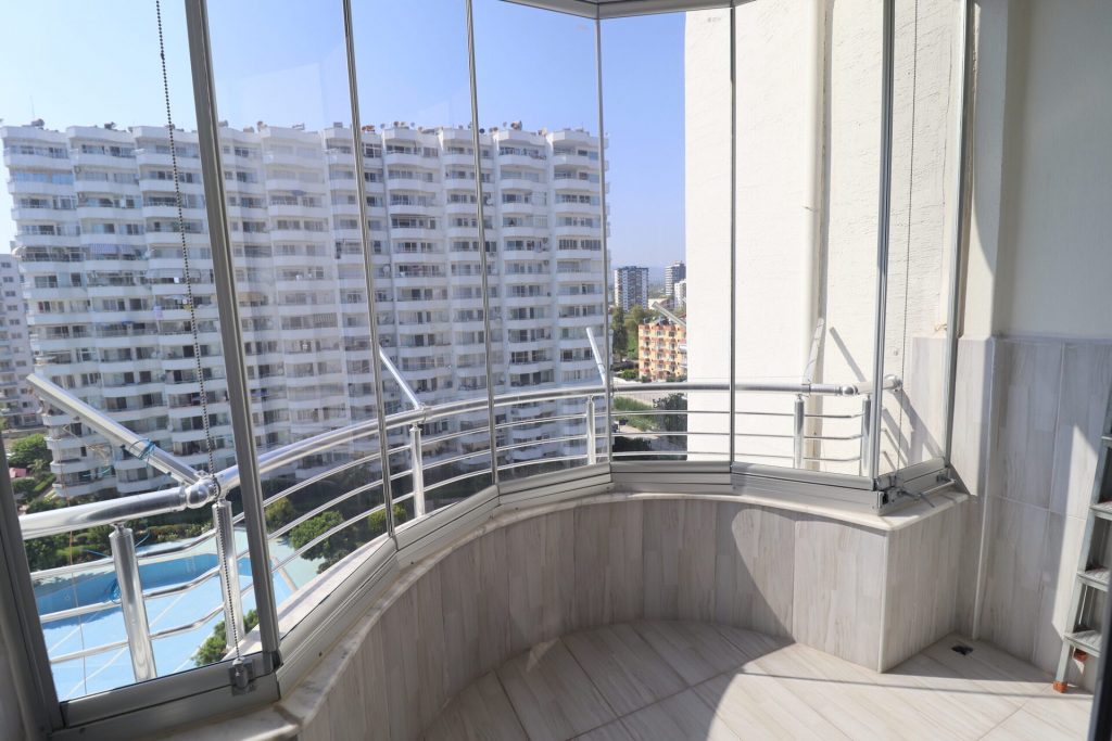 Mersin Erdemli Arpaçbahşiş Güneş 3 Sitesi Eşyalı satılık 2+1 Denize Sıfır Daire