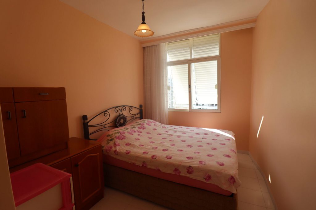 Mersin Erdemli Arpaçbahşiş Güneş 3 Sitesi Eşyalı satılık 2+1 Denize Sıfır Daire