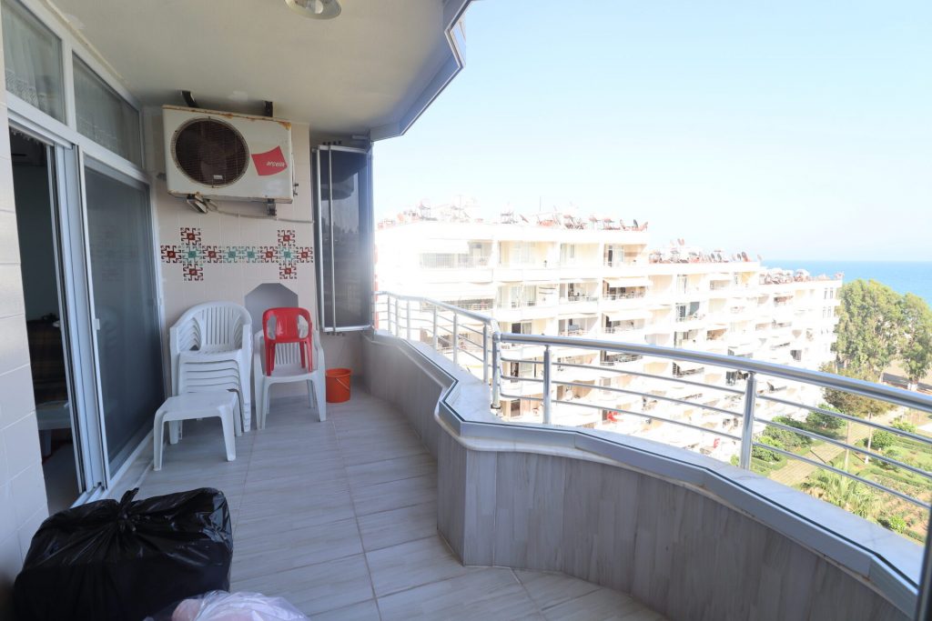 Mersin Erdemli Arpaçbahşiş Güneş 3 Sitesi Eşyalı satılık 2+1 Denize Sıfır Daire