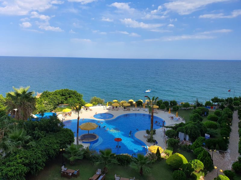 Mersin Ayaş Elissa Tatil Sitesi Denize Sıfır Satılık Yazlık Daire