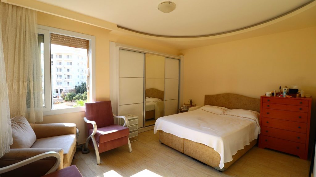 Mersin Ayaş  Elissa Tatil Sitesi Denize Sıfır Satılık Yazlık Daire