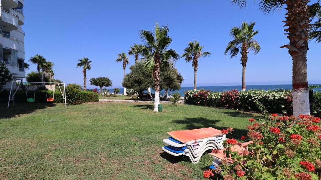 Mersin Ayaş Halder Sitesi Denize Sıfır Satılık Yazlık Daire
