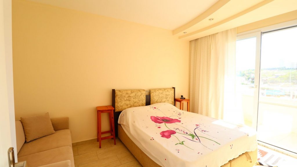 Mersin Ayaş  Elissa Tatil Sitesi Denize Sıfır Satılık Yazlık Daire