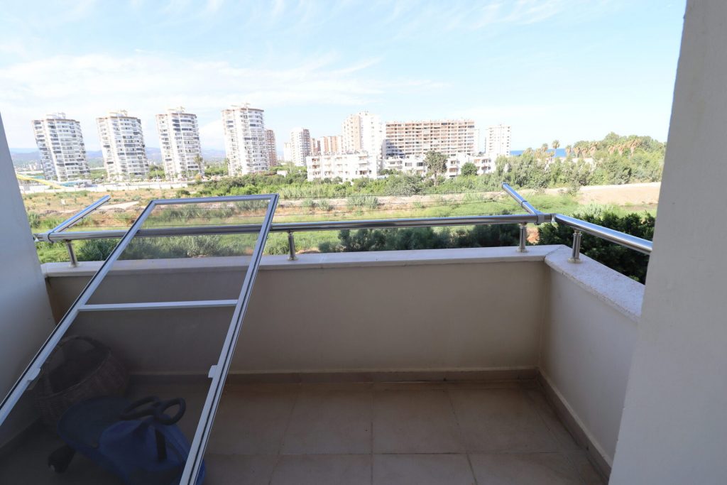 Mersin Erdemli Kargıpınarı Queenaba Sitesi  3+1 Eşyalı Yazlık Satılık Daire