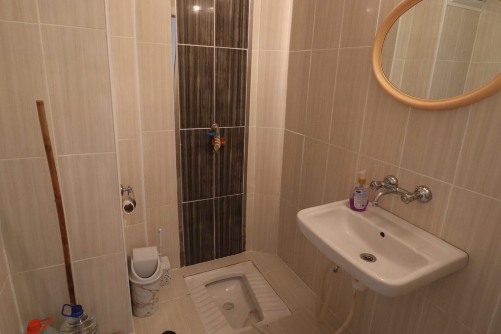 Mersin Erdemli Tömük Güvenkent Sahil Sitesi 2+1 Eşyalı Satılık Daire