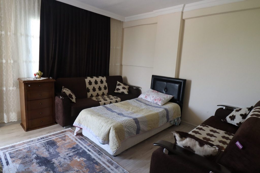 Mersin Erdemli Tömük Güvenkent Sahil Sitesi 2+1 Eşyalı Satılık Daire