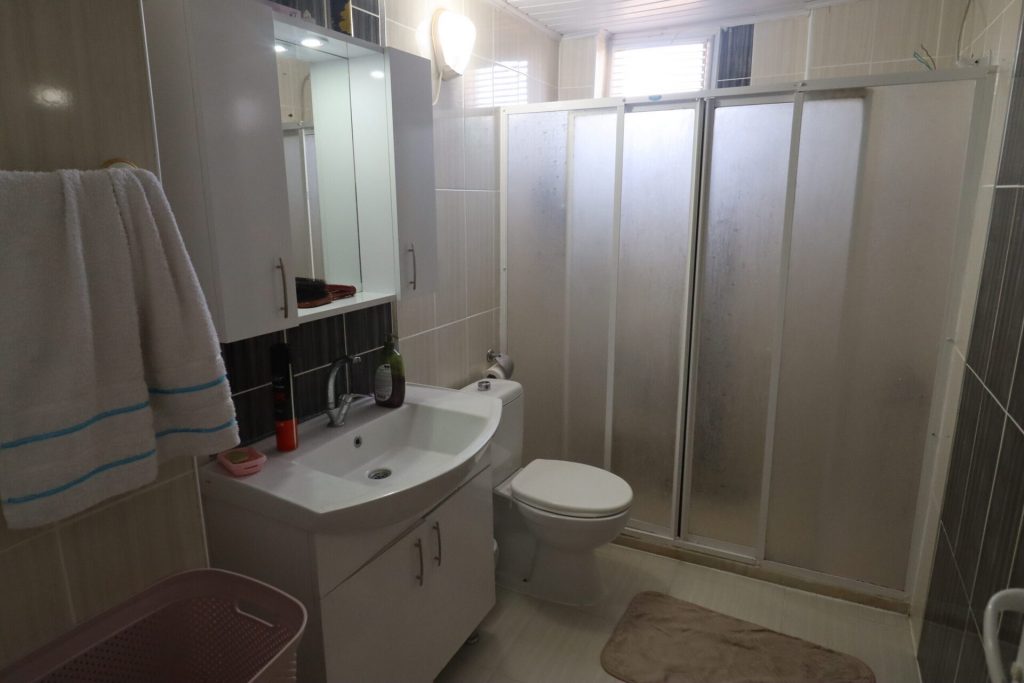 Mersin Erdemli Tömük Güvenkent Sahil Sitesi 2+1 Eşyalı Satılık Daire