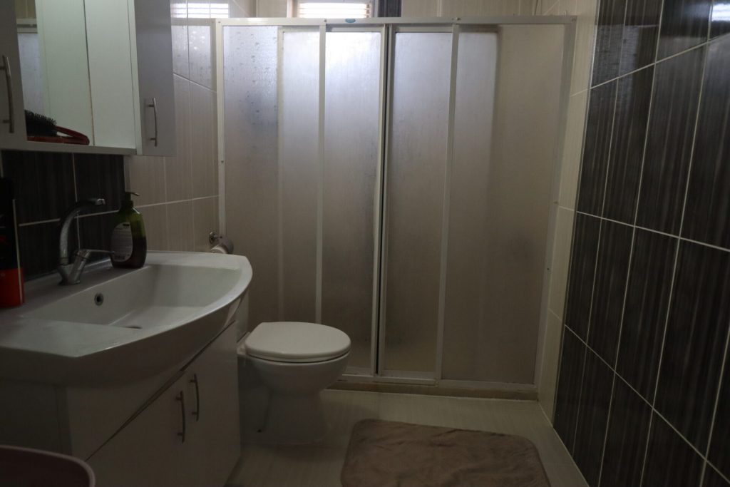 Mersin Erdemli Tömük Güvenkent Sahil Sitesi 2+1 Eşyalı Satılık Daire