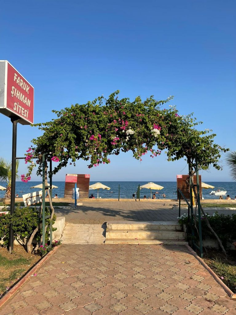 Limonlu Faruk Şıhman Sitesi Satılık 2+1 Eşyalı Daire