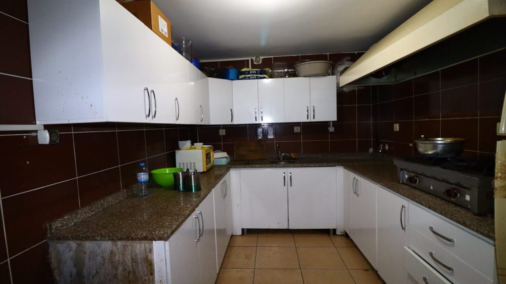 Mersin Erdemli Denize Sıfır Satılık İş yeri