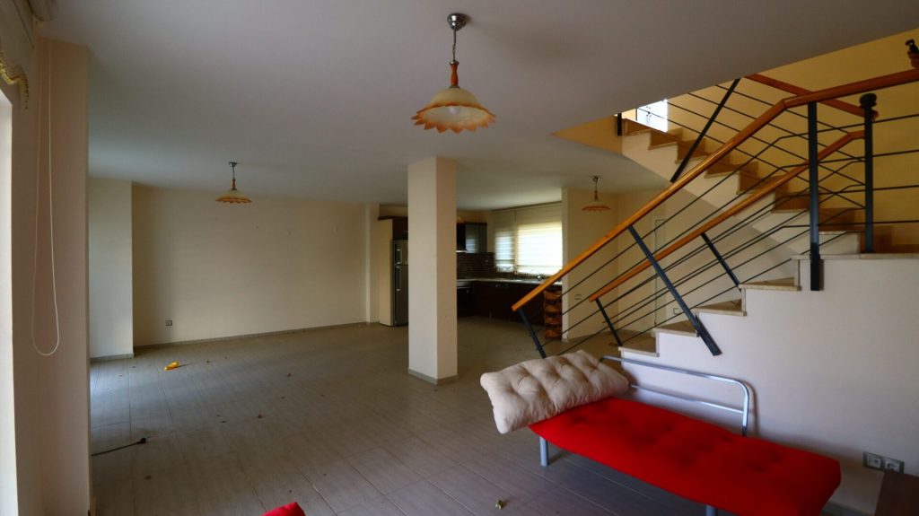 Mersin Narlıkuyu Korykos Hill Villaları Havuz Manzaralı Satılık Villa