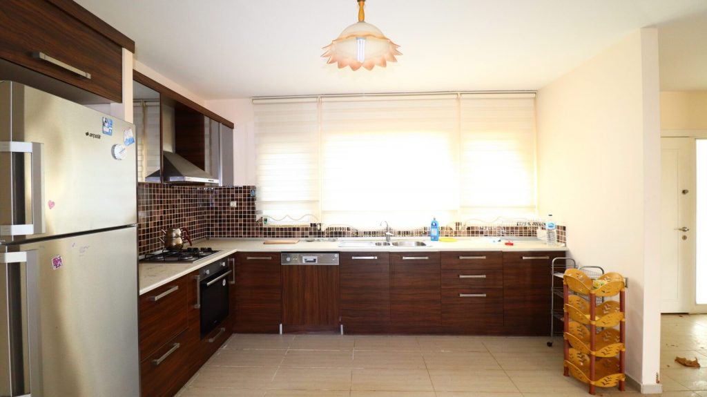 Mersin Narlıkuyu Korykos Hill Villaları Havuz Manzaralı Satılık Villa