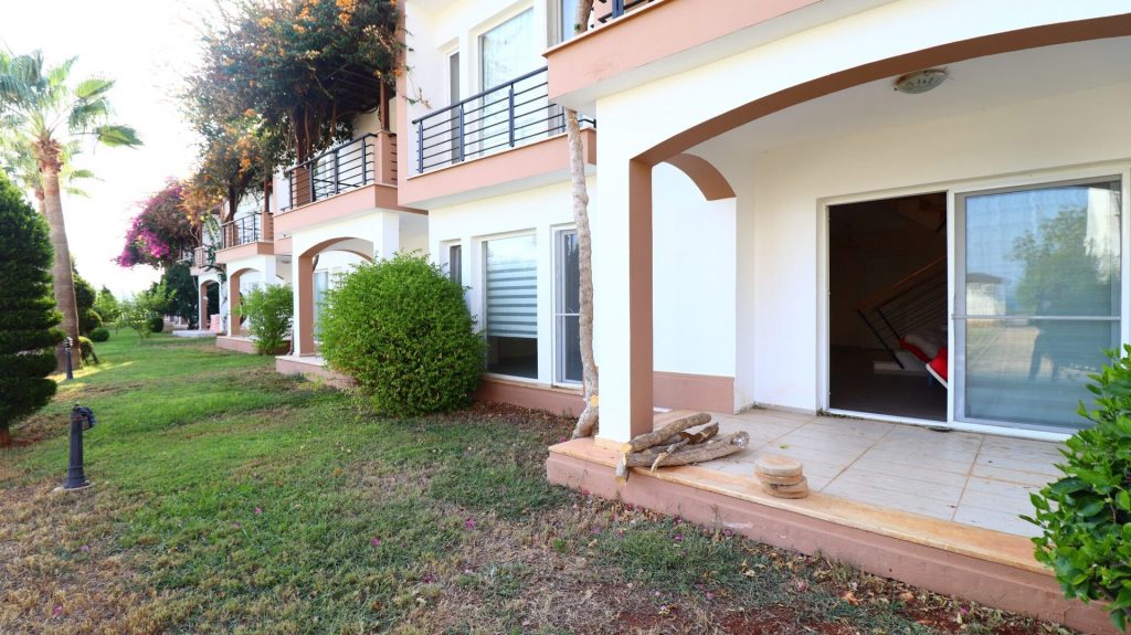 Mersin Narlıkuyu Korykos Hill Villaları Havuz Manzaralı Satılık Villa