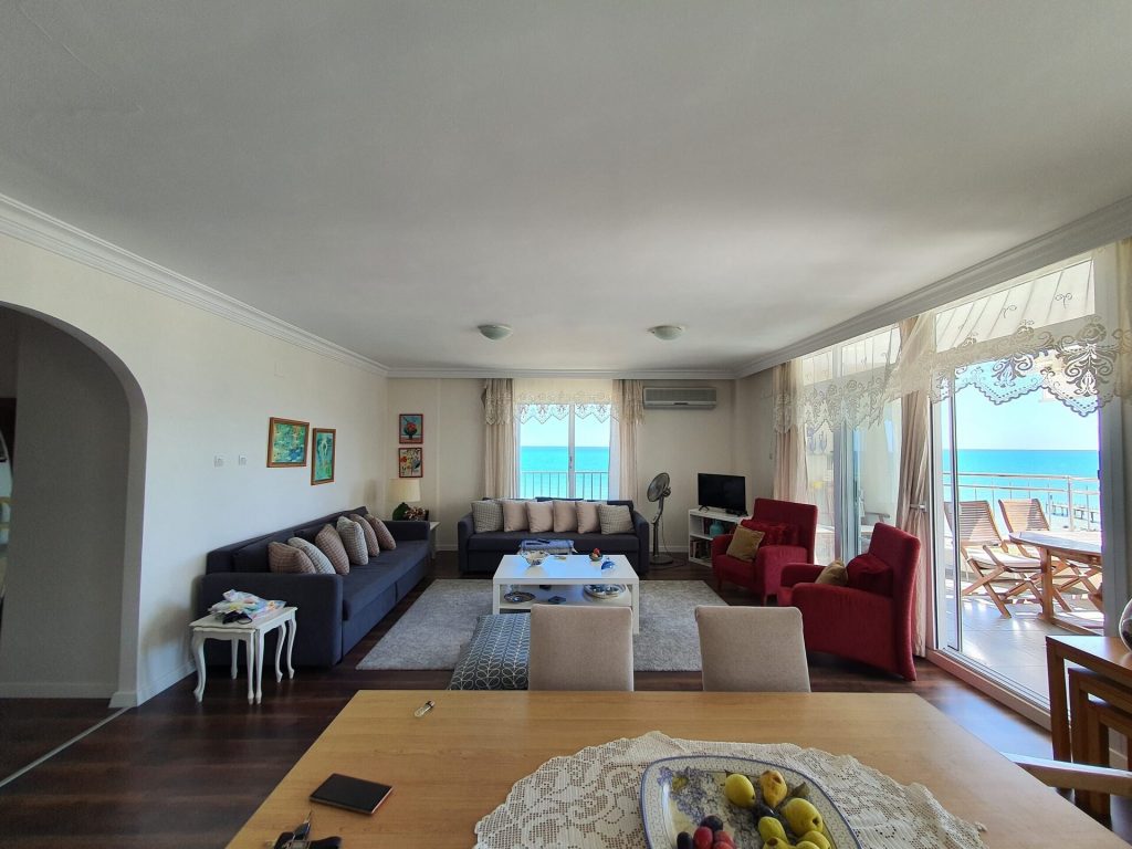 Mersin Erdemli Tömük Çimsa Konutları Denize Sıfır Satılık Daire