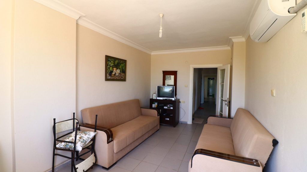 Tömük  Güllük Sitesi Eşyalı Satılık 3+1 Kafa Daire