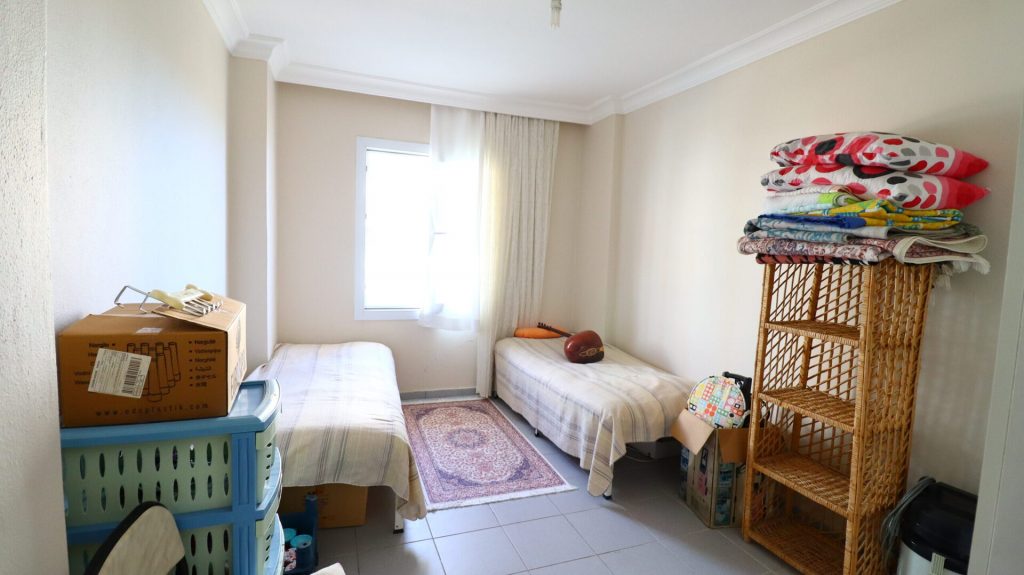 Tömük  Güllük Sitesi Eşyalı Satılık 3+1 Kafa Daire