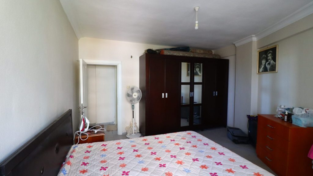 Tömük  Güllük Sitesi Eşyalı Satılık 3+1 Kafa Daire