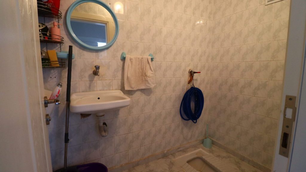 Tömük  Güllük Sitesi Eşyalı Satılık 3+1 Kafa Daire