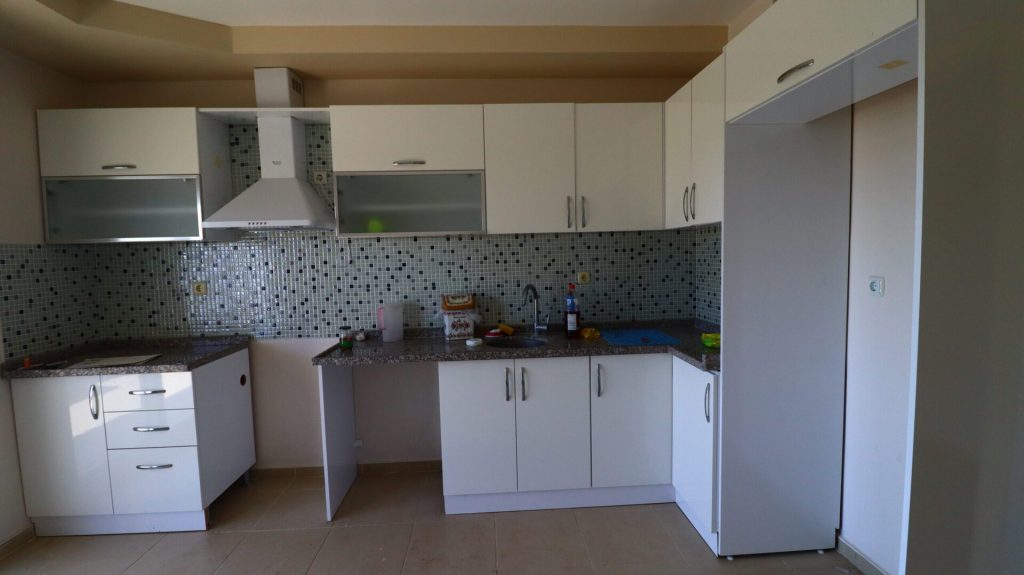 Alata Mahallesi Deniz Manzaralı Satılık 4+1 Bağımsız Mutfak Daire