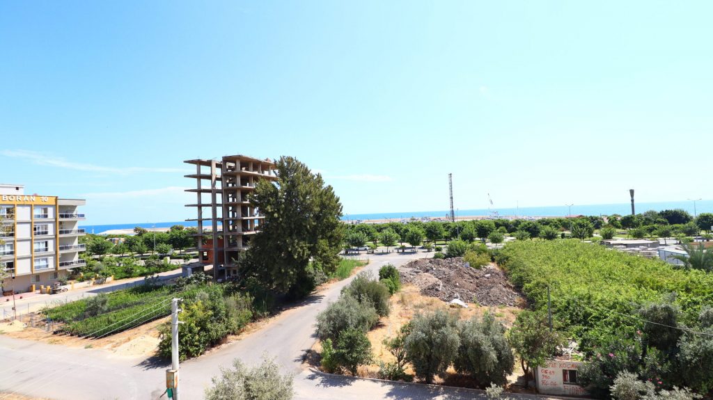 Alata Mahallesi Deniz Manzaralı Satılık 4+1 Bağımsız Mutfak Daire