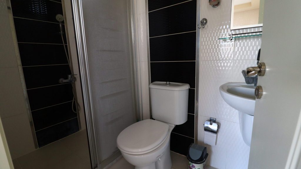 Alata Mahallesi Deniz Manzaralı Satılık 4+1 Bağımsız Mutfak Daire