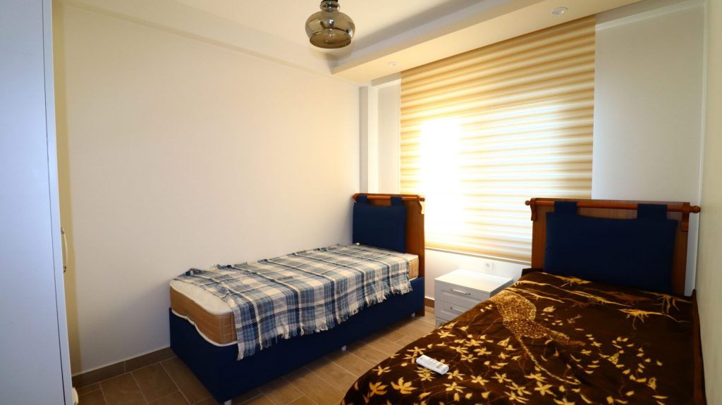 Mersin Erdemli Kocahasanlı Denize Sıfır Eşyalı Satılık 2+1 Daire