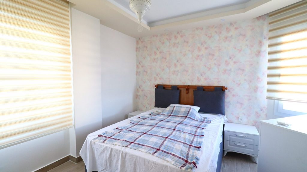 Mersin Erdemli Kocahasanlı Denize Sıfır Eşyalı Satılık 2+1 Daire