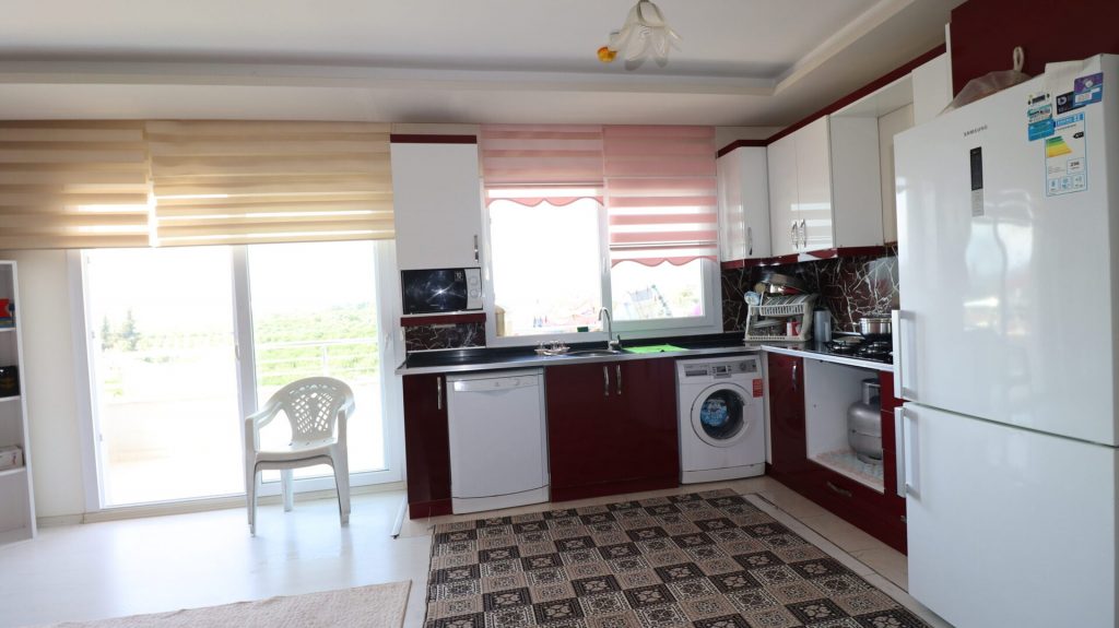 MERSİN ERDEMLİ ÇEŞMELİ ANA YOL ÜZERİ SATILIK 2+1 GENİŞ DAİRE