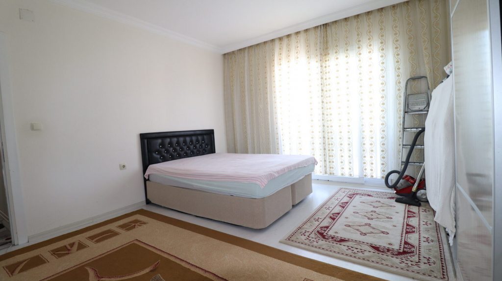 MERSİN ERDEMLİ ÇEŞMELİ ANA YOL ÜZERİ SATILIK 2+1 GENİŞ DAİRE