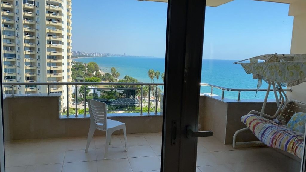 Mersin Erdemli Çeşmeli Liparis 5 Satılık 3+1 Kafa Daire