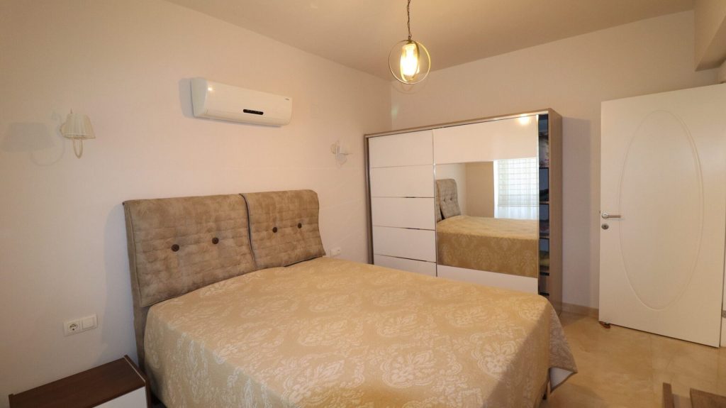 Mersin Erdemli Kargıpınarı Liparis 7 Sitesi 3+1 Satılık Daire