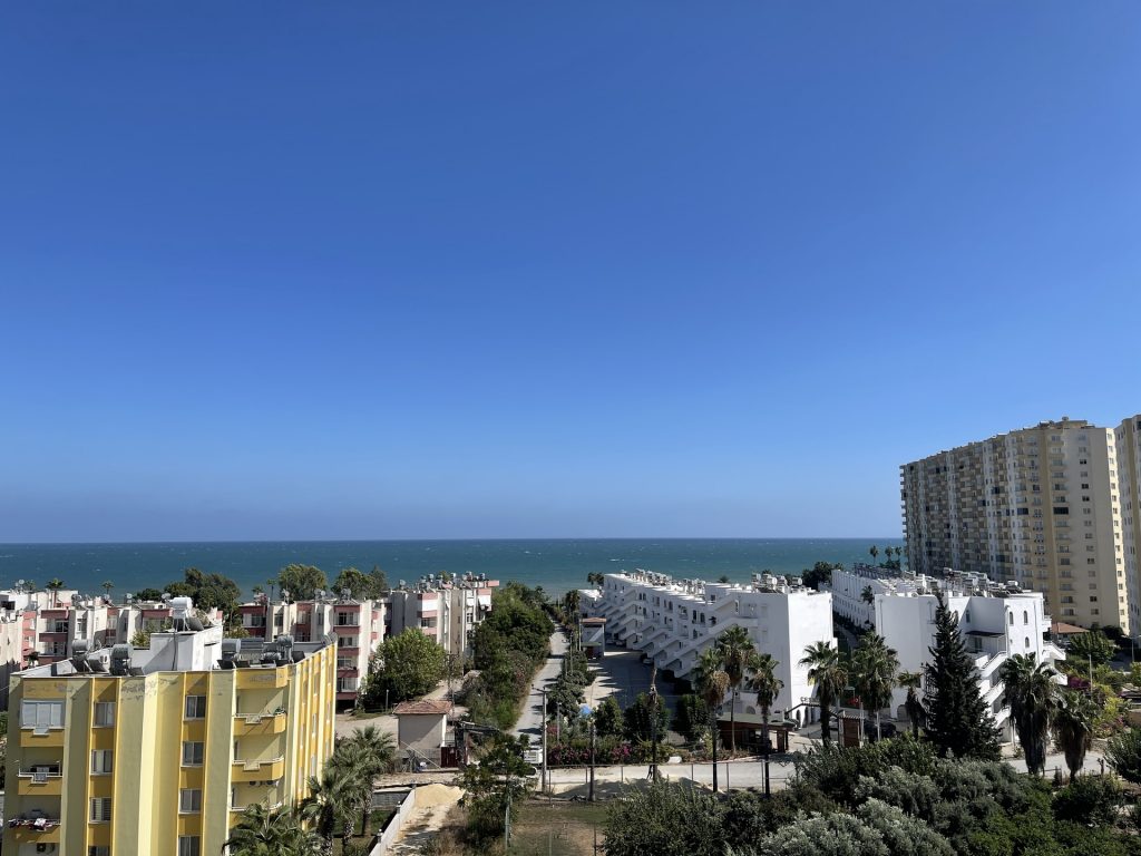 1+1 neue möblierte Sommerwohnung zum Verkauf in Mersin Erdemli Cesmeli