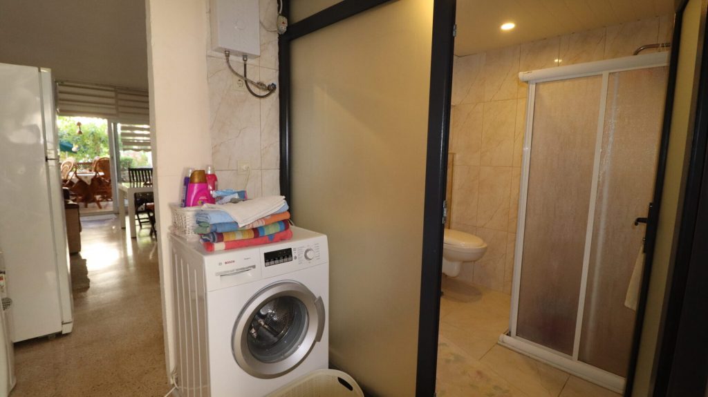 Tömük Gondol Tatil Sitesi Satılık 1+1 Geniş Daire 