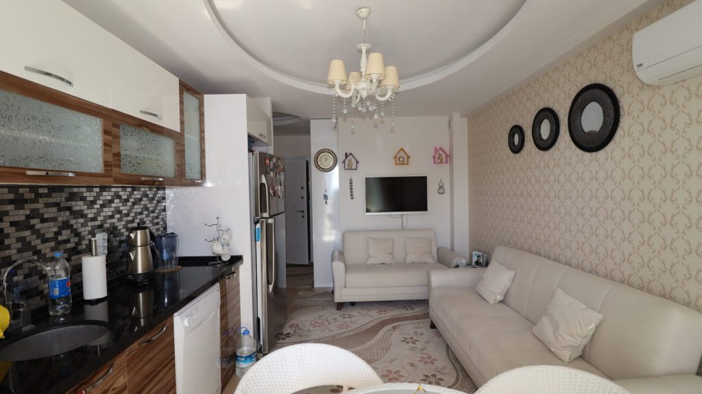 Mersin Erdemli Kargıpınarı HFT Yapı Satılık 1+1Eşyalı  Daire