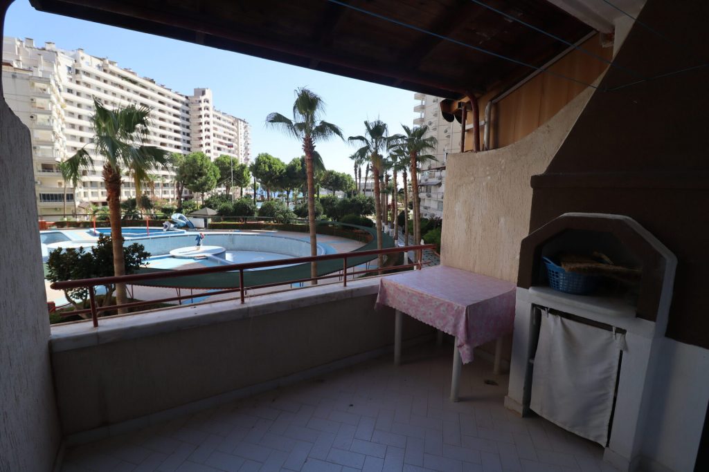 Mersin Erdemli Tömük Gondol 1 Sitesi eşyalı Satılık 1+1 Daire