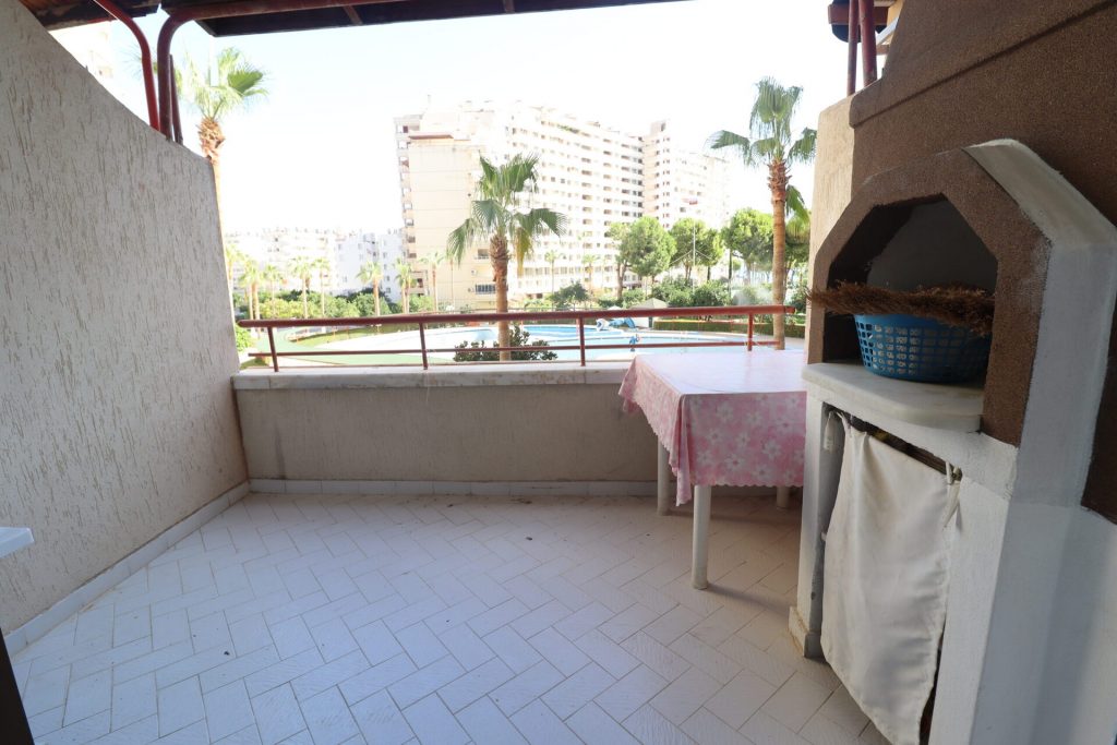 Mersin Erdemli Tömük Gondol 1 Sitesi eşyalı Satılık 1+1 Daire