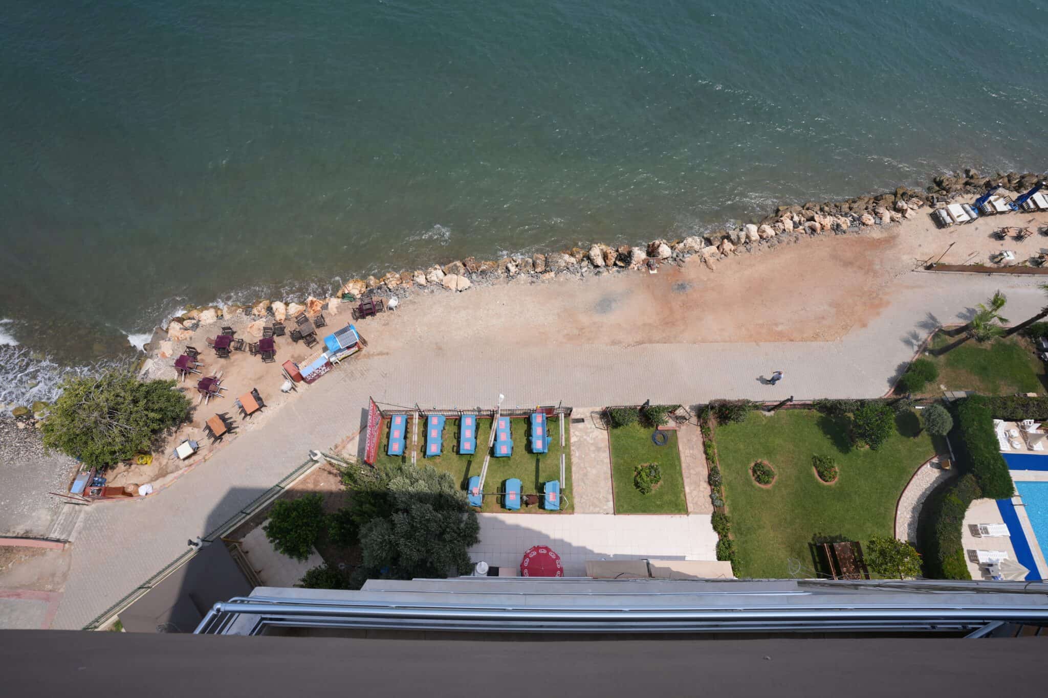 Mersin Erdemli Cesmeli Magnolia 3 Complex Seafront Flat For Sale