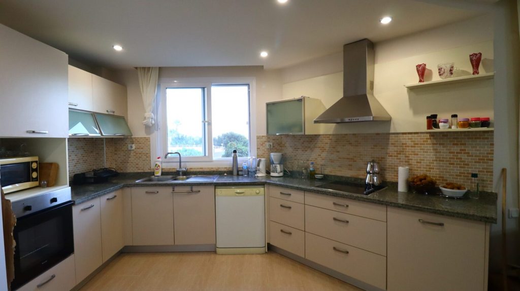 Mersin Ayaş Deniz Manzaralı Elissa Sitesi Satılık Daire