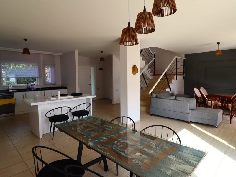 Mersin Narlıkuyu Korykos Hill Villaları Deniz ve Havuz Manzaralı Satılık Villa