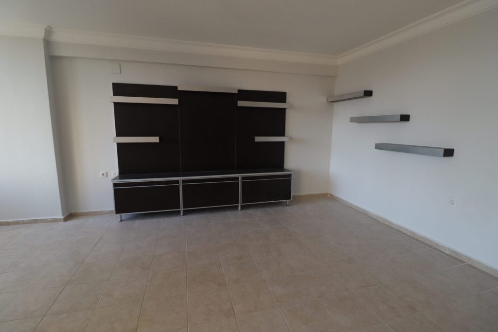 Mersin Erdemli Tömük Denize Sıfır Site İçi Satılık 3+1 Bakımlı Daire